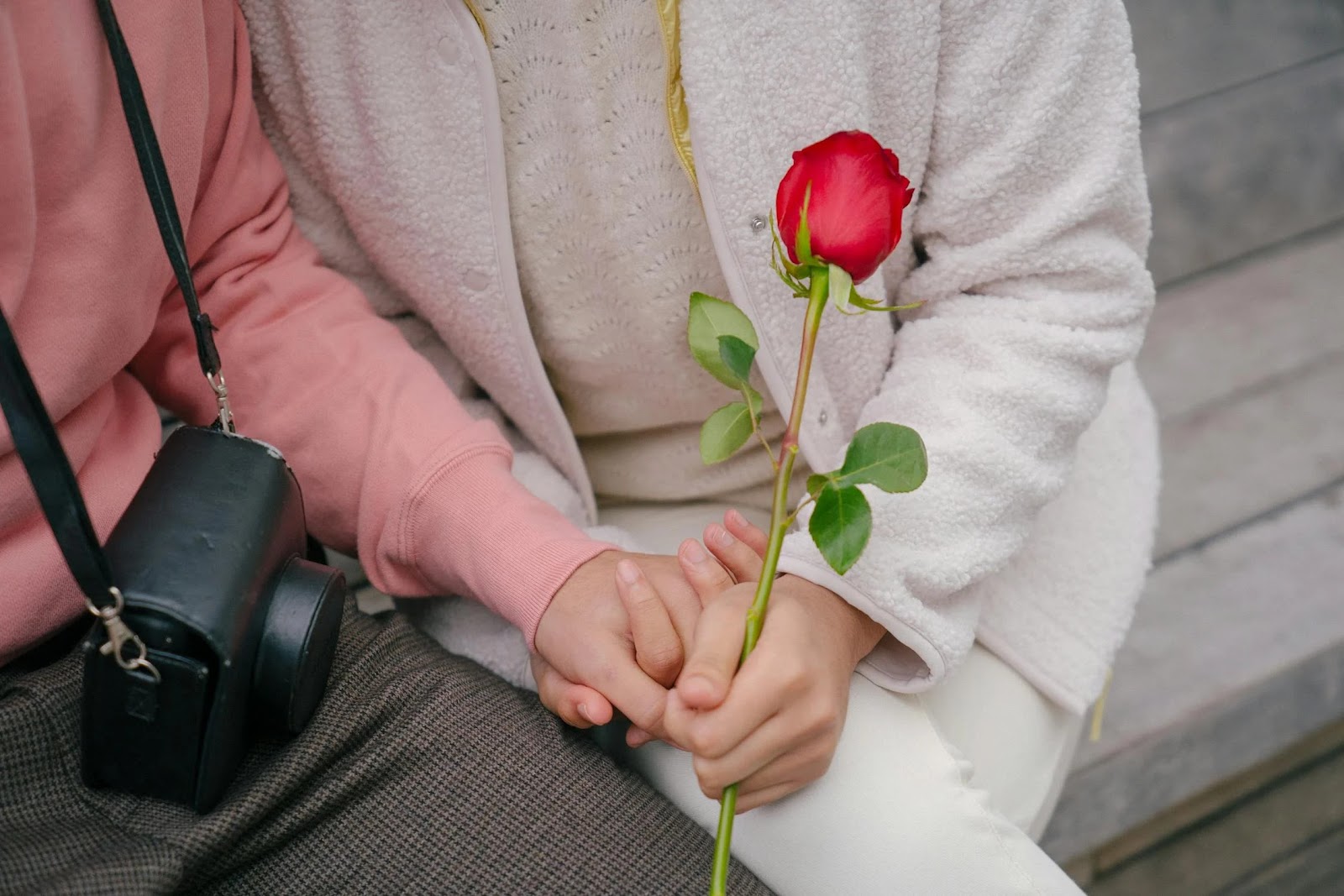 Rich man online dating​